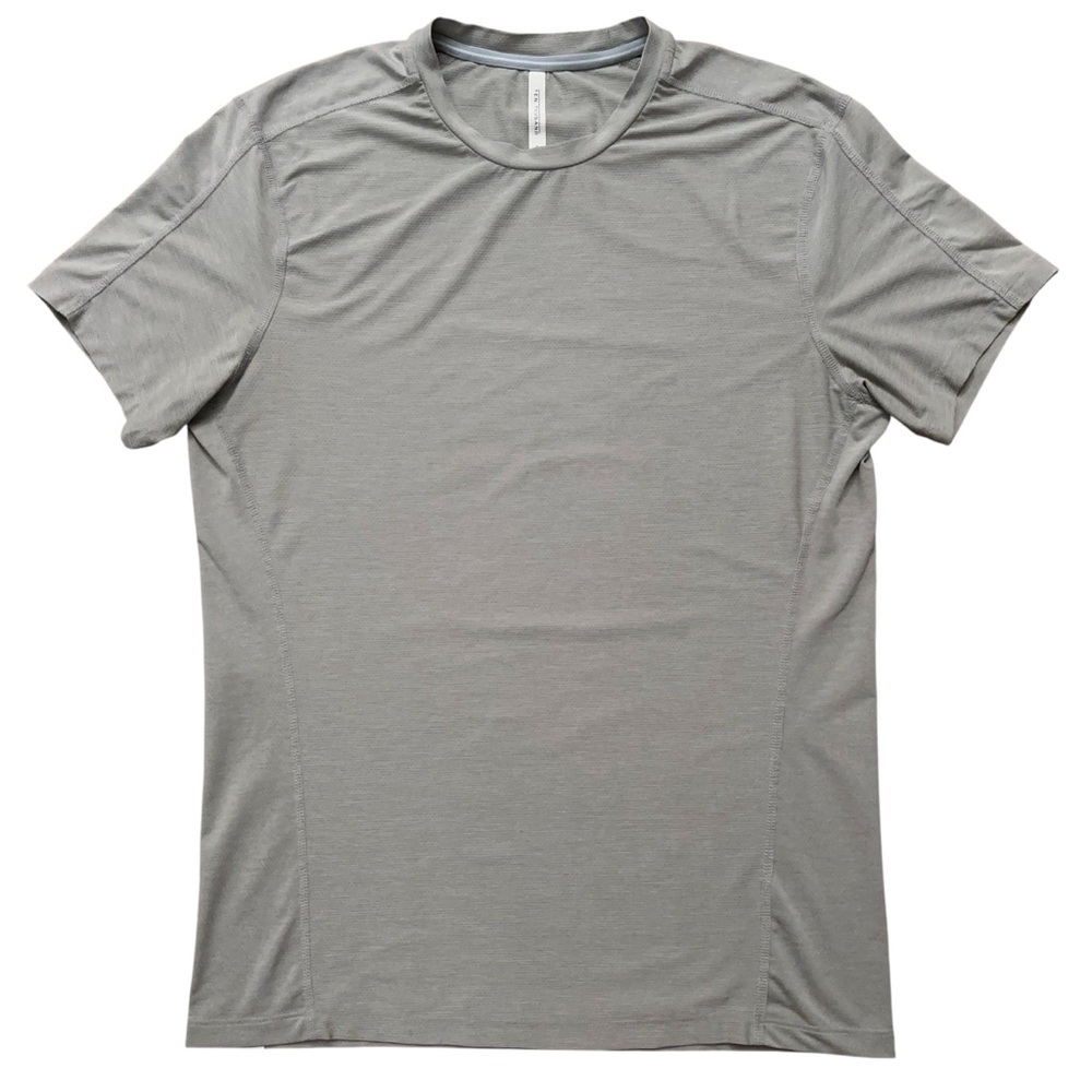Ten Thousand T-Shirt Mens Size S Short Sleeve Performance Stretch Gray